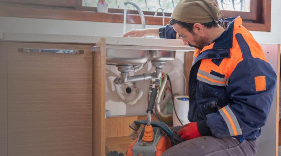 Professional same day plumber in Tarzan, TX